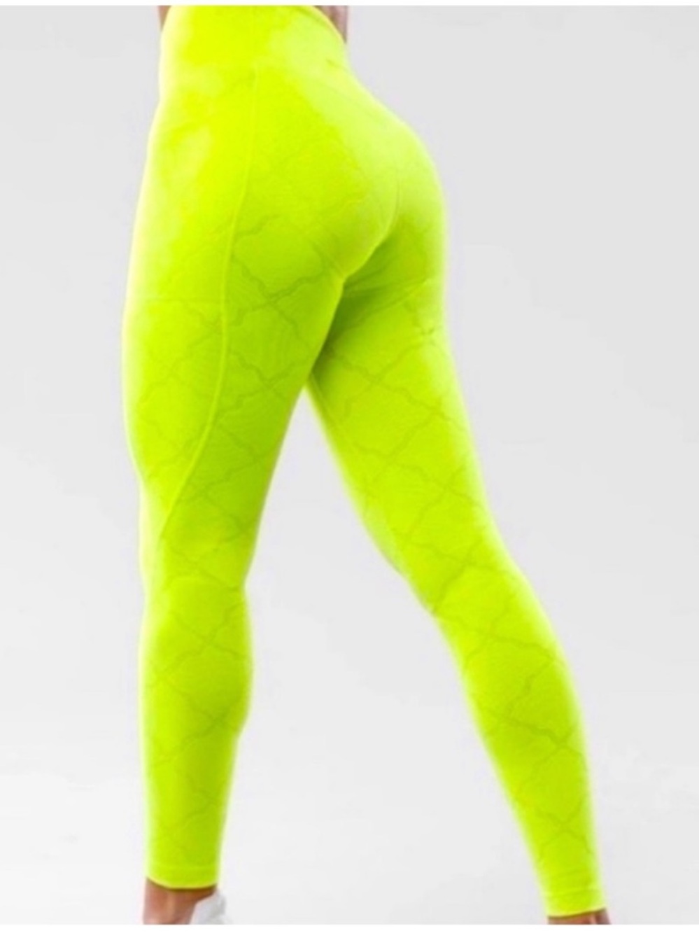 SHEFIT Boss Pocket Leggings in Neon “SilkSculpt” Fabric Pattern Size Small